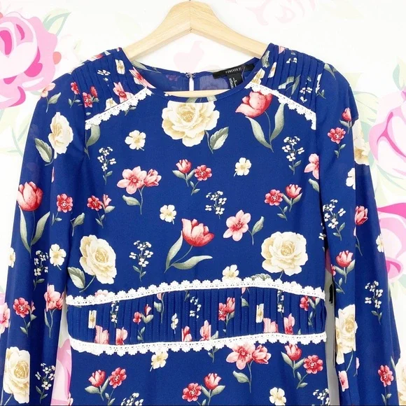 NEW Forever 21 Blue Floral Print Pleated Mini Dress S - Picture 2 of 7